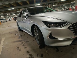 2019 Hyundai Sonata VIII (DN8), серый, 1999000 рублей, вид 4