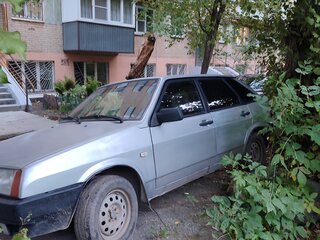 2005 Lada (ВАЗ) 21093i, серебристый, 180000 рублей, вид 4