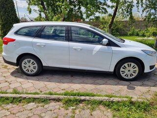 2018 Ford Focus III Рестайлинг, белый, 990000 рублей, вид 4