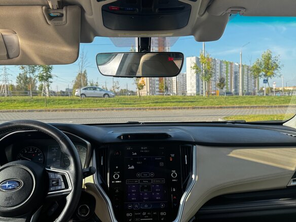 2020 Subaru Outback VI, белый, 2200000 рублей - вид 4