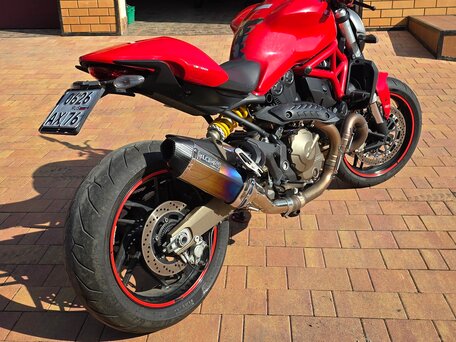 2015 Ducati Monster 821, красный, 560000 рублей, вид 1