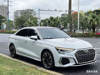 2021 Audi A3 35 TFSI IV (8Y), белый, 2100000 рублей, вид 3