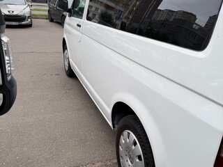 2012 Volkswagen Caravelle T5 Рестайлинг, белый, 2200000 рублей, вид 5
