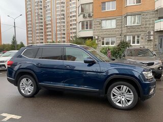 2019 Volkswagen Teramont I, синий, 4600000 рублей, вид 1