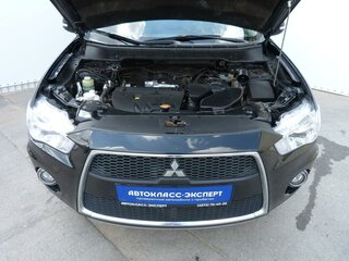 2010 Mitsubishi Outlander II Рестайлинг, чёрный, 1140000 рублей, вид 3