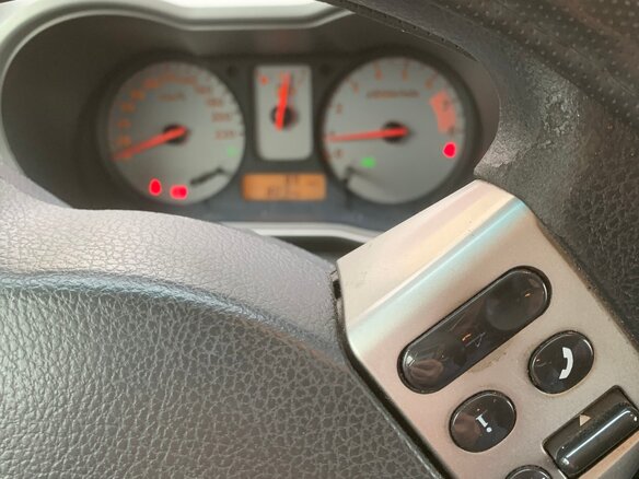2008 Nissan Note I, красный, 455000 рублей - вид 7