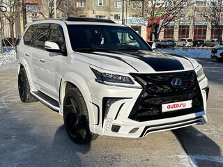 2018 Lexus LX 570 III Рестайлинг 2, белый, 13900000 рублей, вид 4