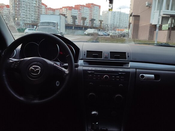 2006 Mazda 3 I (BK) Рестайлинг, бежевый, 360000 рублей - вид 6
