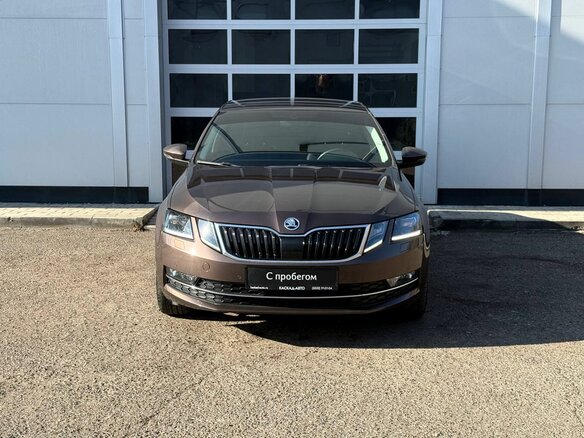 2017 Skoda Octavia III (A7) Рестайлинг, коричневый, 1800000 рублей - вид 7