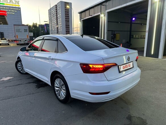 2018 Volkswagen Jetta 8-speed VII, синий, 1340000 рублей - вид 5