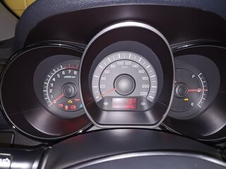2016 Kia Rio III Рестайлинг, белый, 1110000 рублей, вид 5