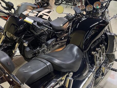 2006 Triumph Rocket 3, чёрный, 1000000 рублей, вид 3
