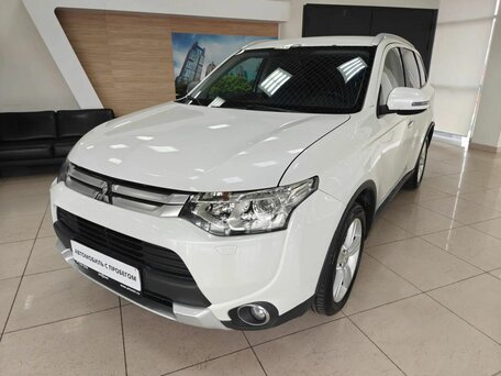 Mitsubishi Outlander III