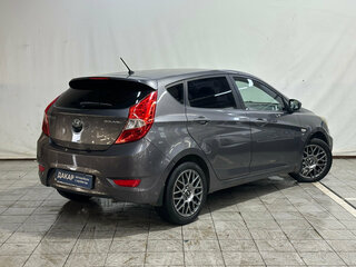2011 Hyundai Solaris I, чёрный, 510000 рублей, вид 3