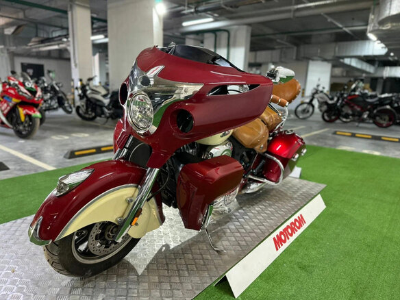2015 Indian Roadmaster, красный, 920000 рублей - вид 5