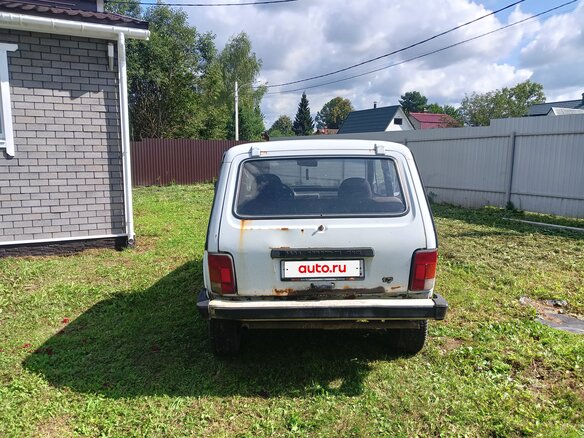 1997 Lada (ВАЗ) 2121 (4x4) I Рестайлинг, белый, 400000 рублей - вид 8