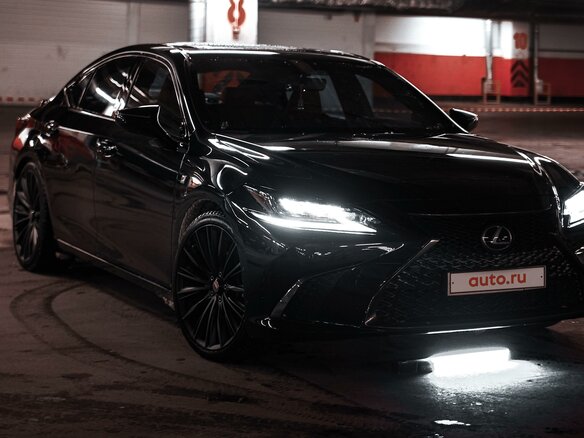 2020 Lexus ES 250 VII, чёрный