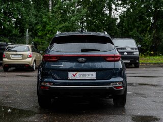 2020 Kia Sportage IV Рестайлинг, синий, 2050000 рублей, вид 4