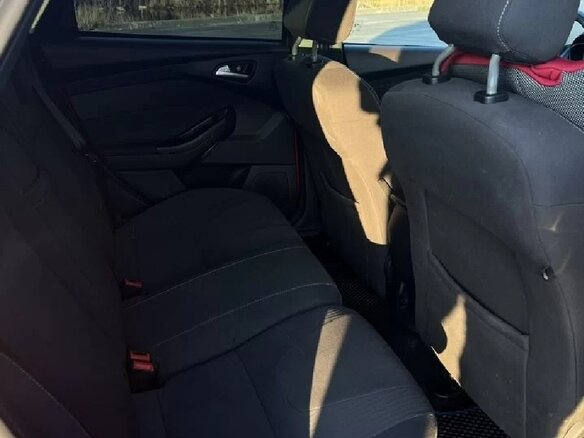 2012 Ford Focus III, красный, 1000000 рублей - вид 7