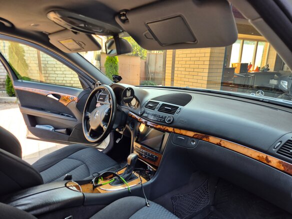 2003 Mercedes-Benz E-Класс 220 III (W211, S211), серый, 980000 рублей - вид 18