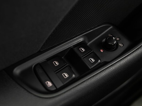 2013 Audi A3 III (8V), красный - вид 14