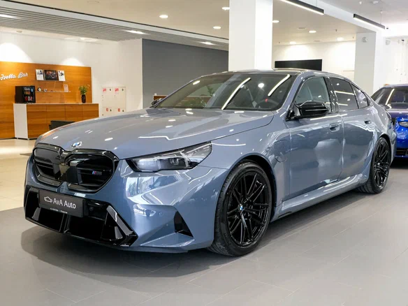 2026 BMW M5 VII (G90), серый, 22990000 рублей