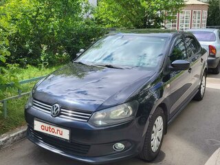 2013 Volkswagen Polo V, чёрный, 900000 рублей, вид 1