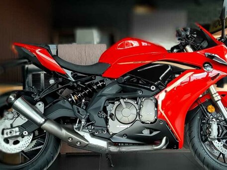 2025 QJMotor SRK 600 RC, красный, 699000 рублей, вид 5