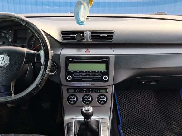 2008 Volkswagen Passat B6, чёрный, 500000 рублей - вид 8