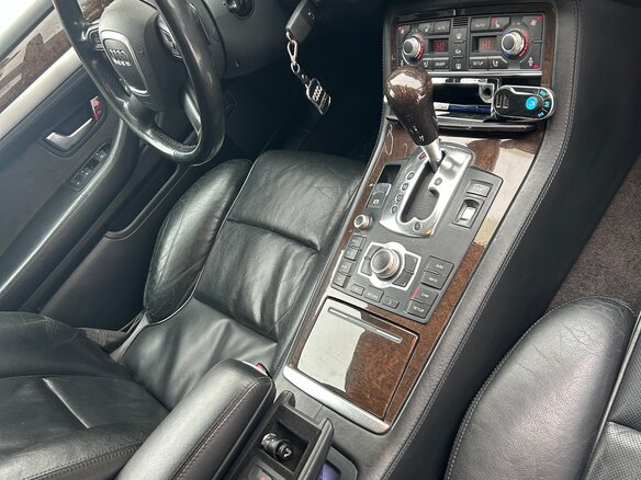 2004 Audi A8 Long II (D3), серебристый, 1250000 рублей - вид 13