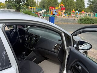2012 Kia Rio III, серый, 870000 рублей, вид 5