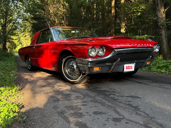 1964 Ford Thunderbird IV, красный, 6000000 рублей - вид 1