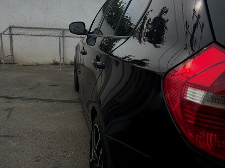 2010 BMW 1 серии 116i I (E81/E82/E87/E88) Рестайлинг, чёрный, 850000 рублей, вид 4
