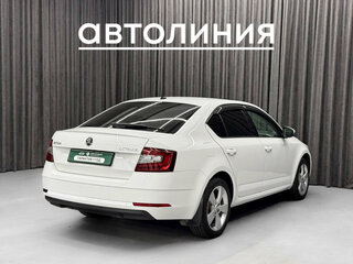 2019 Skoda Octavia III (A7) Рестайлинг, белый, 1899000 рублей, вид 5