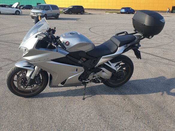 2017 Honda VFR 800, серебристый, 760000 рублей - вид 6