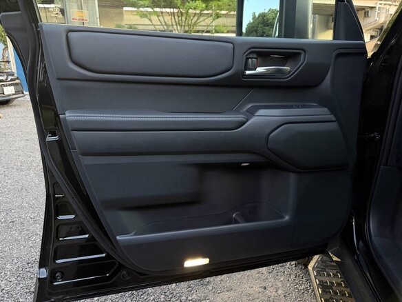 2026 Toyota Land Cruiser Prado 250 Series, чёрный, 7500000 рублей - вид 33