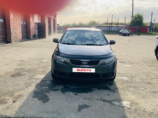 2011 Kia Cerato 5-speed II, золотистый, 650000 рублей, вид 2
