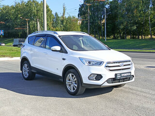 2018 Ford Kuga II Рестайлинг, белый, 1418000 рублей, вид 3
