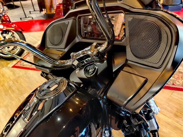 2024 Harley-Davidson Road Glide Special, чёрный, 3950000 рублей - вид 15