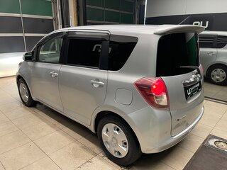 2010 Toyota Ractis I, серый, 690000 рублей, вид 4