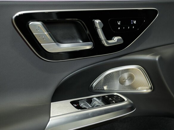 2026 Mercedes-Benz E-Класс 300 VI (W214, S214), серый, 9300000 рублей - вид 17