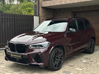 2021 BMW X5 M Competition III (F95), пурпурный, 8490000 рублей, вид 1