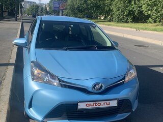 2015 Toyota Vitz III (XP130) Рестайлинг, голубой, 900000 рублей, вид 1