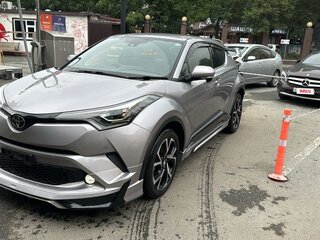 2017 Toyota C-HR I, серебристый, 1835000 рублей, вид 4
