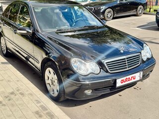 2006 Mercedes-Benz C-Класс 230 II (W203) Рестайлинг, чёрный, 650000 рублей, вид 3