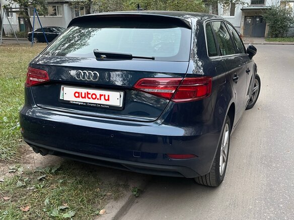 2019 Audi A3 III (8V) Рестайлинг, синий, 2600000 рублей - вид 2