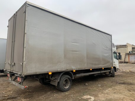1999 Mercedes-Benz Atego, белый, 2650000 рублей, вид 3