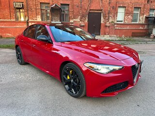 2021 Alfa Romeo Giulia II (952) Рестайлинг, красный, 3850000 рублей, вид 3