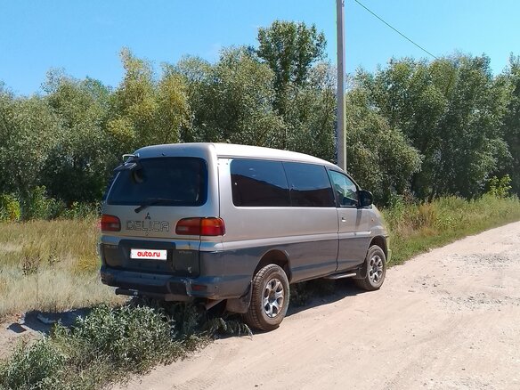 1998 Mitsubishi Delica IV, серебристый, 850000 рублей - вид 5