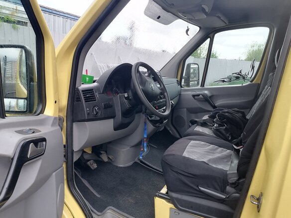 2014 Volkswagen Crafter, жёлтый, 1550000 рублей - вид 15